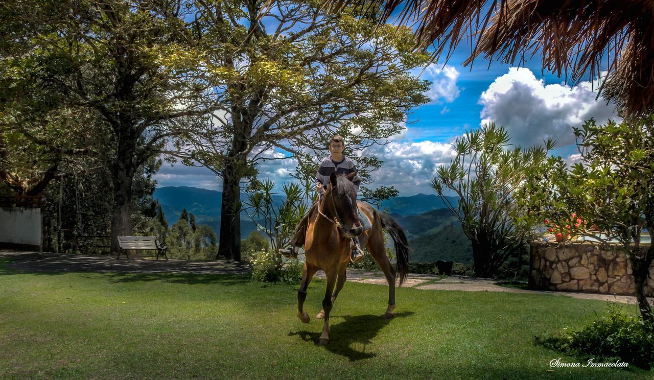 Pousada Marco Polo Campos do Jordão Exteriör bild